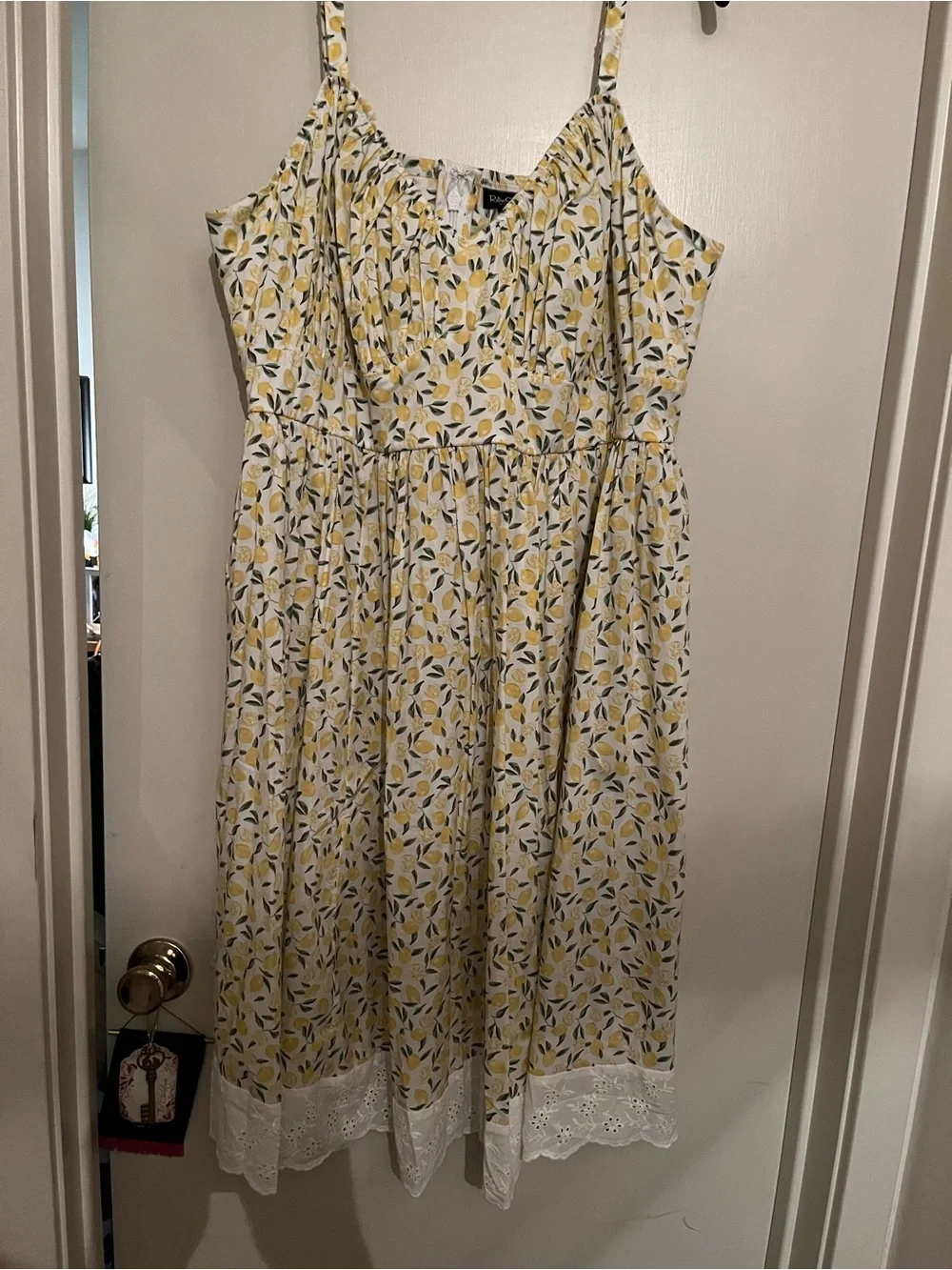 torrid White Sundress with Yellow Lemon Print, size 20